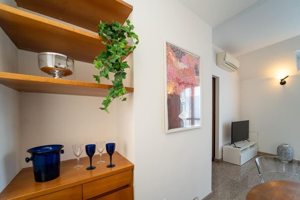 5 Giornate Apt Con Terrazzo E Garage Privato Milan Bagian luar foto
